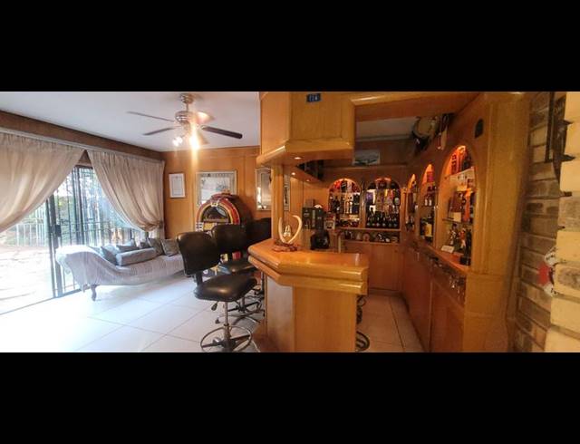 4 BEDROOM HOUSE FOR SALE IN MEYERSDAL